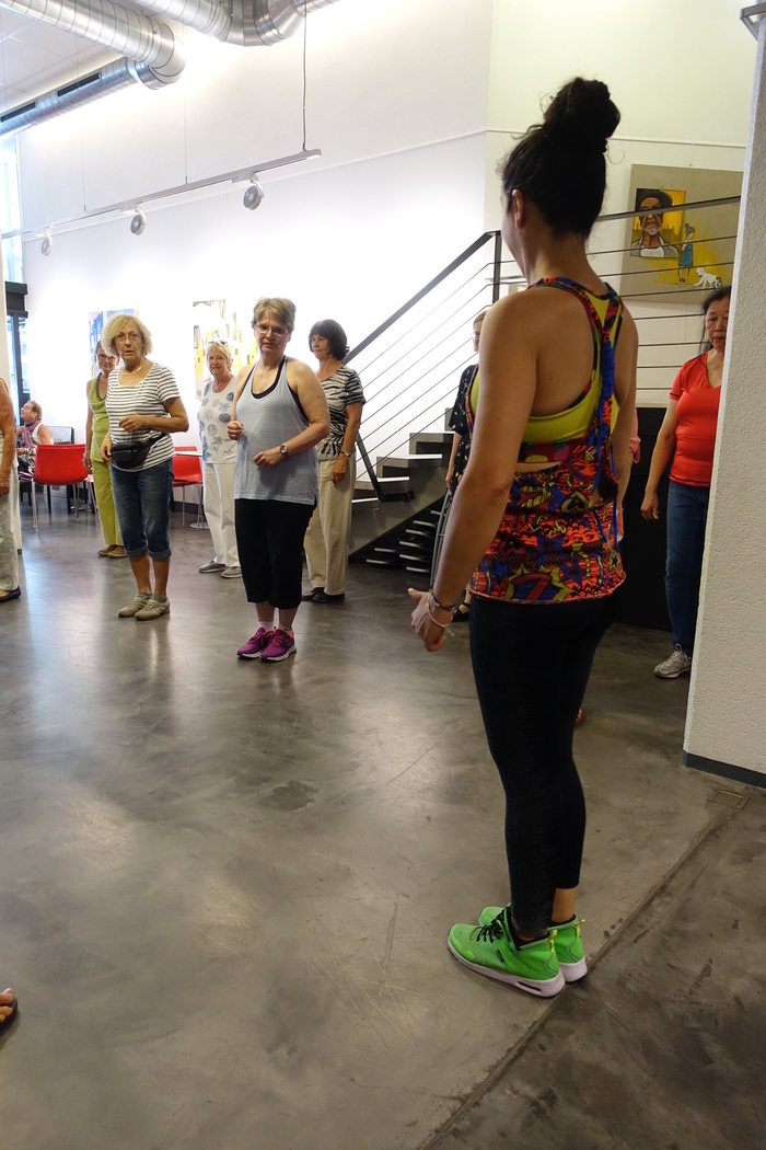 Ville de Genève Photo d'un cours de Zumba à Cité Seniors
