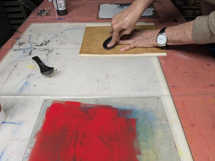 Atelier de linogravure avec l'enseignante Audrey Peli, en 2024