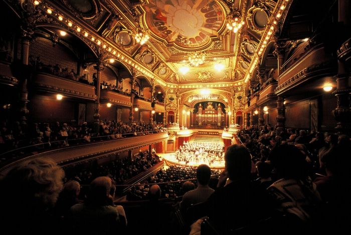 Photo du public dans le Victoria Hall