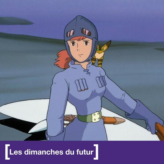 Personnage principal du film dans un costume d'aviatrice avec son compagnon sur l'épaule, une créature petite et mignonne qui ressemble à un mini chat.