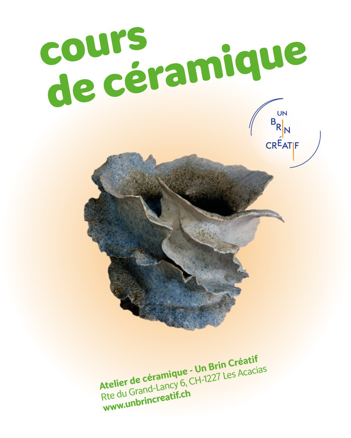 Flyer pour des cours de céramique avec une œuvre en émail bleu