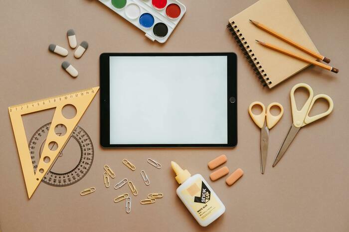 DR Un ipad et du matériel de bricolage