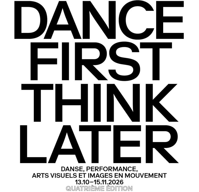 Le logo noir sur blanc de Dance First Think Later