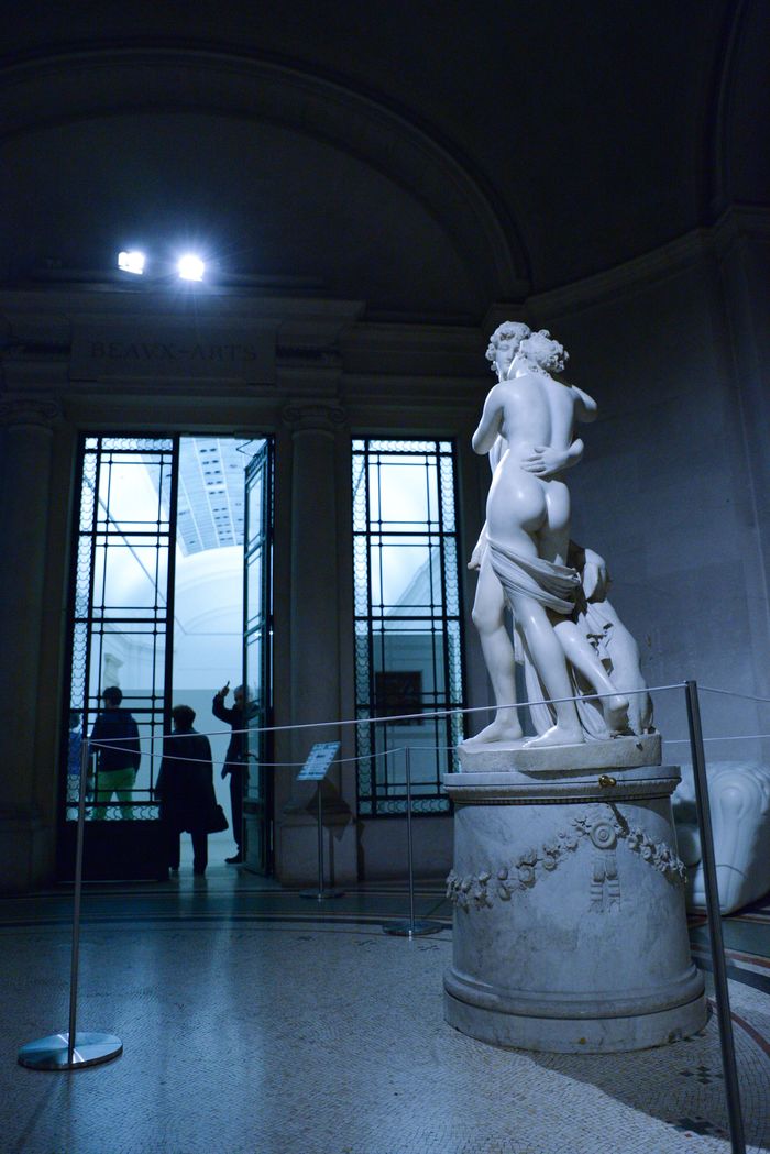 Statue Vénus et Adonis de Canova