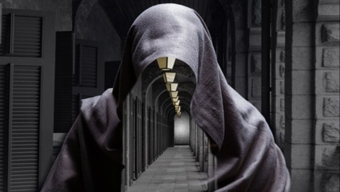 couloir d'une prison sombre