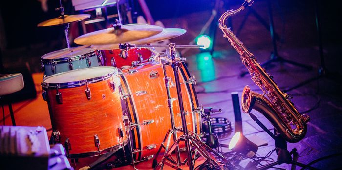 batterie et saxophone