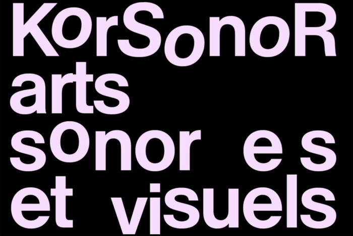 Korsonor Texte en blanc sur fond noir