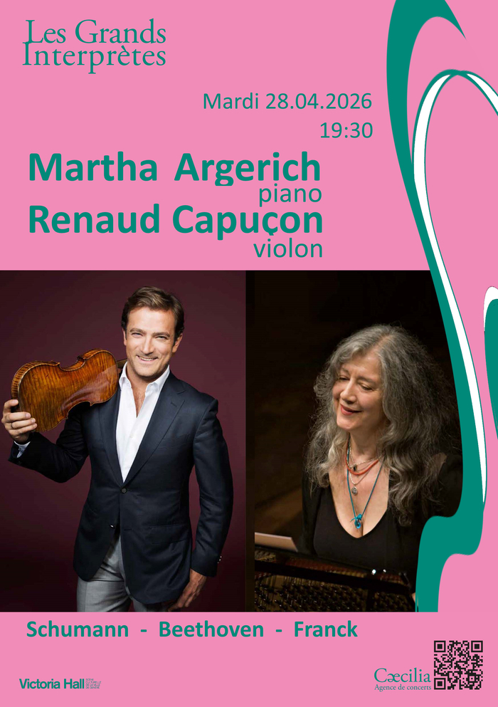 Sur un fond rose, affiche de la soirée avec les noms des artistes