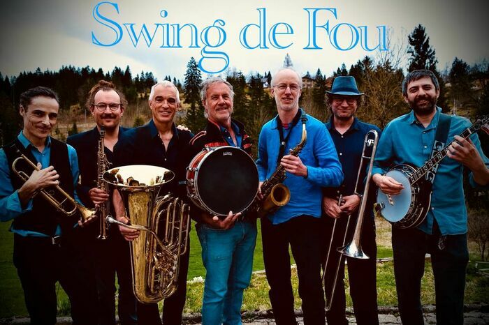 7 musiciens avec leurs instruments