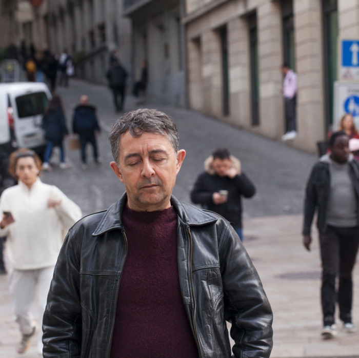 le visage d'un homme