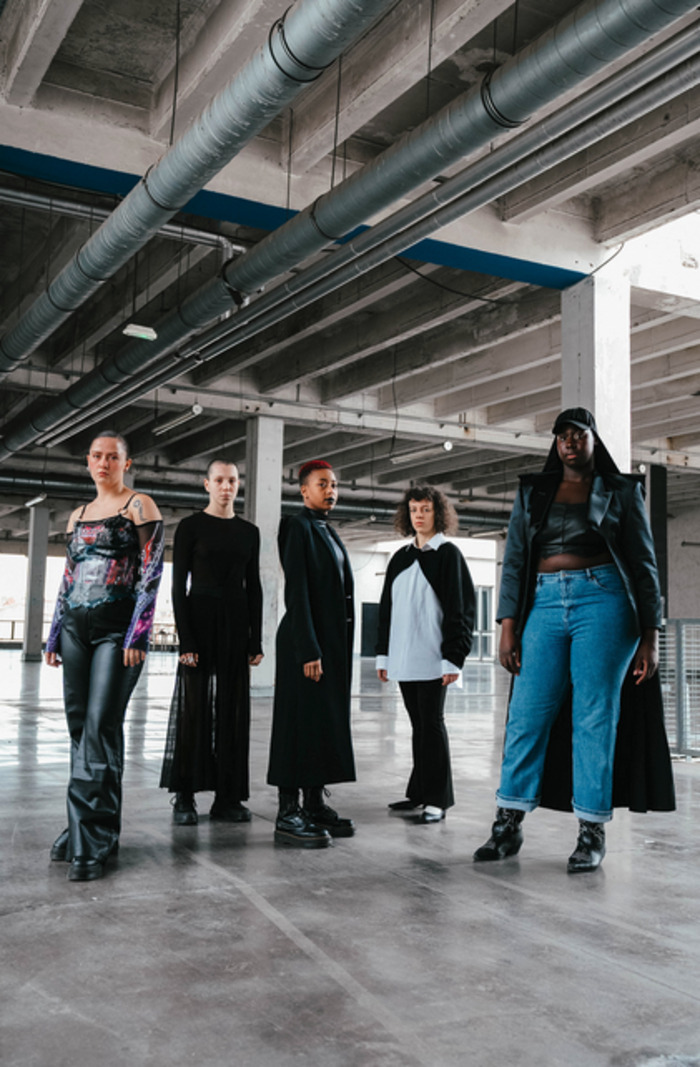 Le Kabuki un groupe des femmes