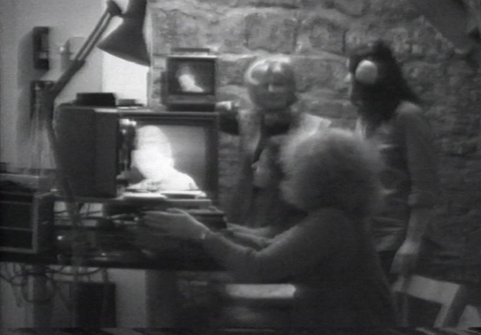Carole Roussopoulos, Delphine Seyrig, Nadja Ringart, Ioana Wieder, "Maso et Miso vont en bateau", 1975, vidéo, 55’, Collection FMAC - Fonds André Iten