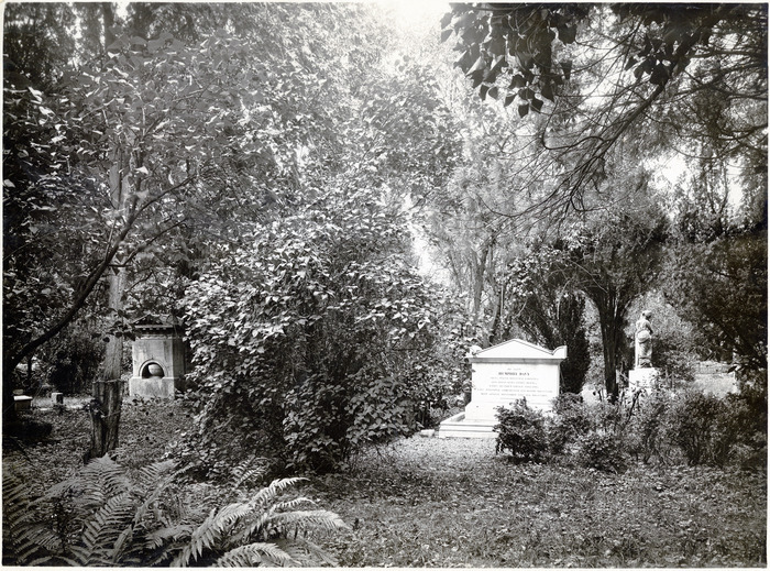 © Bibliothèque de Genève Le cimetière des rois à Genève, photo en noir et blanc