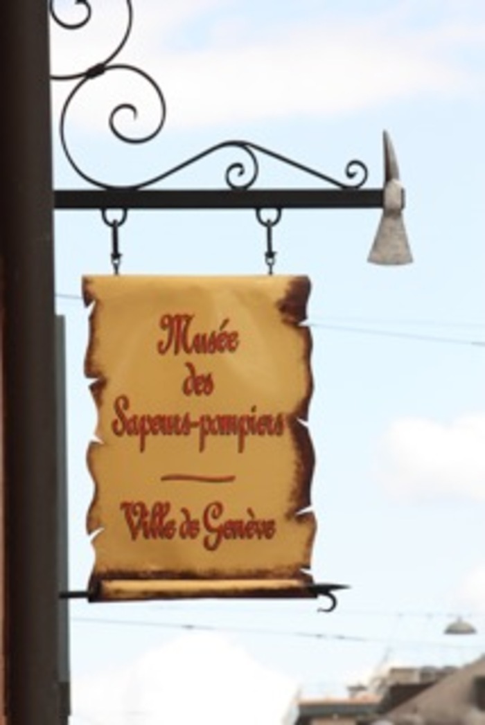 Plaque de signalisation du Musée des Sapeurs-Pompiers de la Ville de Genève