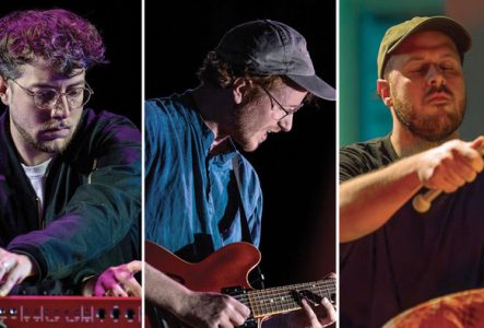 Je vois les 3 musiciens