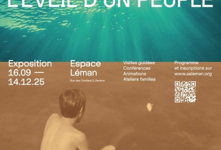 DR Partie supérieure: surface de l'eau vue d'en bas; Partie inférieure: jeune homme observant l'eau près d'un signe "DANGER, BAINS INTERDITS"