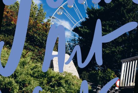 Visuel fait d'une photo d'un détail urbain de Genève avec le titre Geneva Art Week en bleu par dessus