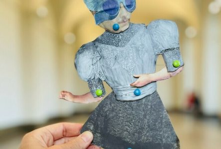 Superpapier Un pantin articulé