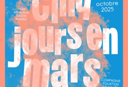 Maurane Zaugg Visuel "Cinq jours en mars". Du texte en gros et des couleurs bleu/rose saumon en fond.