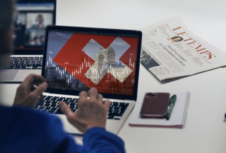 Journaliste, dans la rédaction « Le Temps »