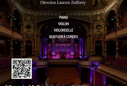 Scène du Victoria Hall, orchestre en préparation