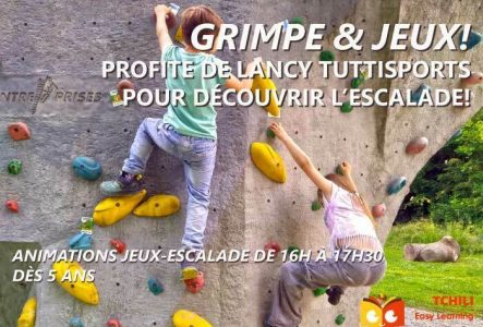 ©KB, Tchili Easy Learning 2 enfants grimpant sur des bloc d'escalade