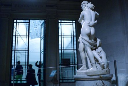 Statue Vénus et Adonis de Canova