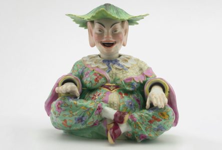 © Angelo Lui Figurine : Magot, Manufacture de Meissen (Allemagne), 2e quart du 19e s.