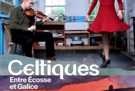Danseuse irlandaise tournoyant au son du violon