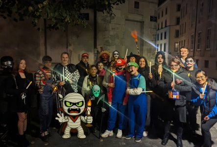 Balade aux chandelles à Halloween