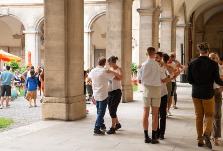 DR Cours de tango au MAH