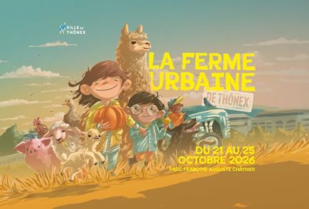 Des animaux et des enfants sont en premier plan avec de la paille au niveau des pieds et en arrière-plan, on retrouve les bâtiments de Thônex