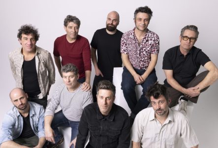 portrait en couleur du groupe les hurlements d'léo
