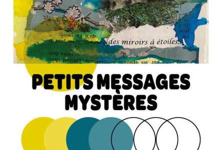 Bouts de pages, avec du texte ou des images, de livres collés ensemble et peints à l'aquarelle.