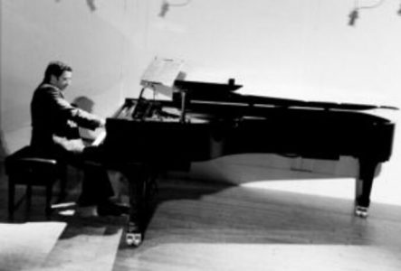 DR Piano Impro – pianiste qui joue