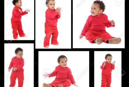 DR photo d'un un enfant de 2 ans habillé en rouge debout puis assis, il fait des signes avec ses mains