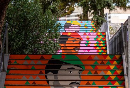 fresque réalisée par Viané à Montpellier. Avec les soutiens du Comité Thomas Sankara de Montpellier et de Montpellier 3M.