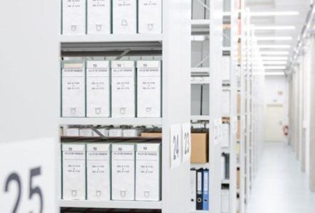 Intérieur du dépôt des Archives de la Ville de Genève