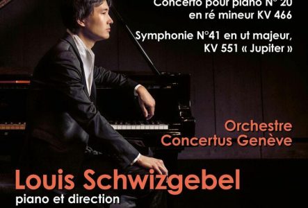 DR Affiche de la soirée avec toutes les informations et Louis Schwitzgebel, direction et piano, devant un piano